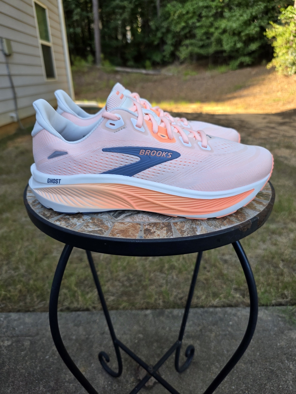 Brooks Ghost 18 1204821D161 Star White/Cyber Peach Sneaker Women Sz 9 D Wide New